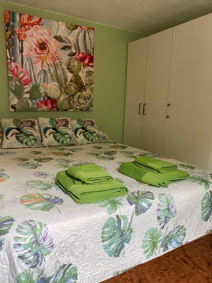 Estudio En La Playa De Calafell. Barcelona Extérieur photo